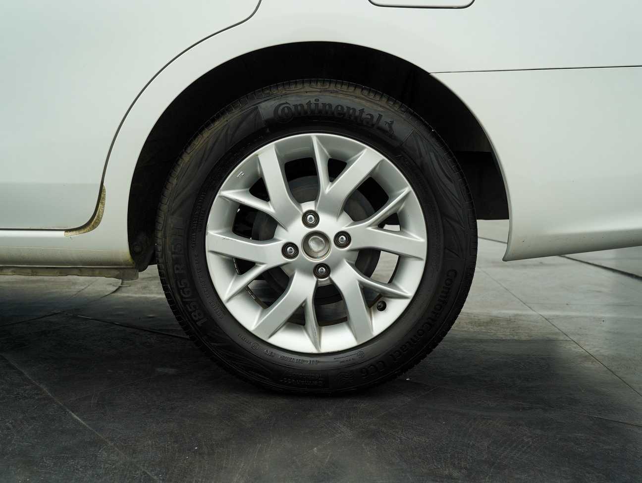 terpakai 2015 Nissan Almera V 1.5