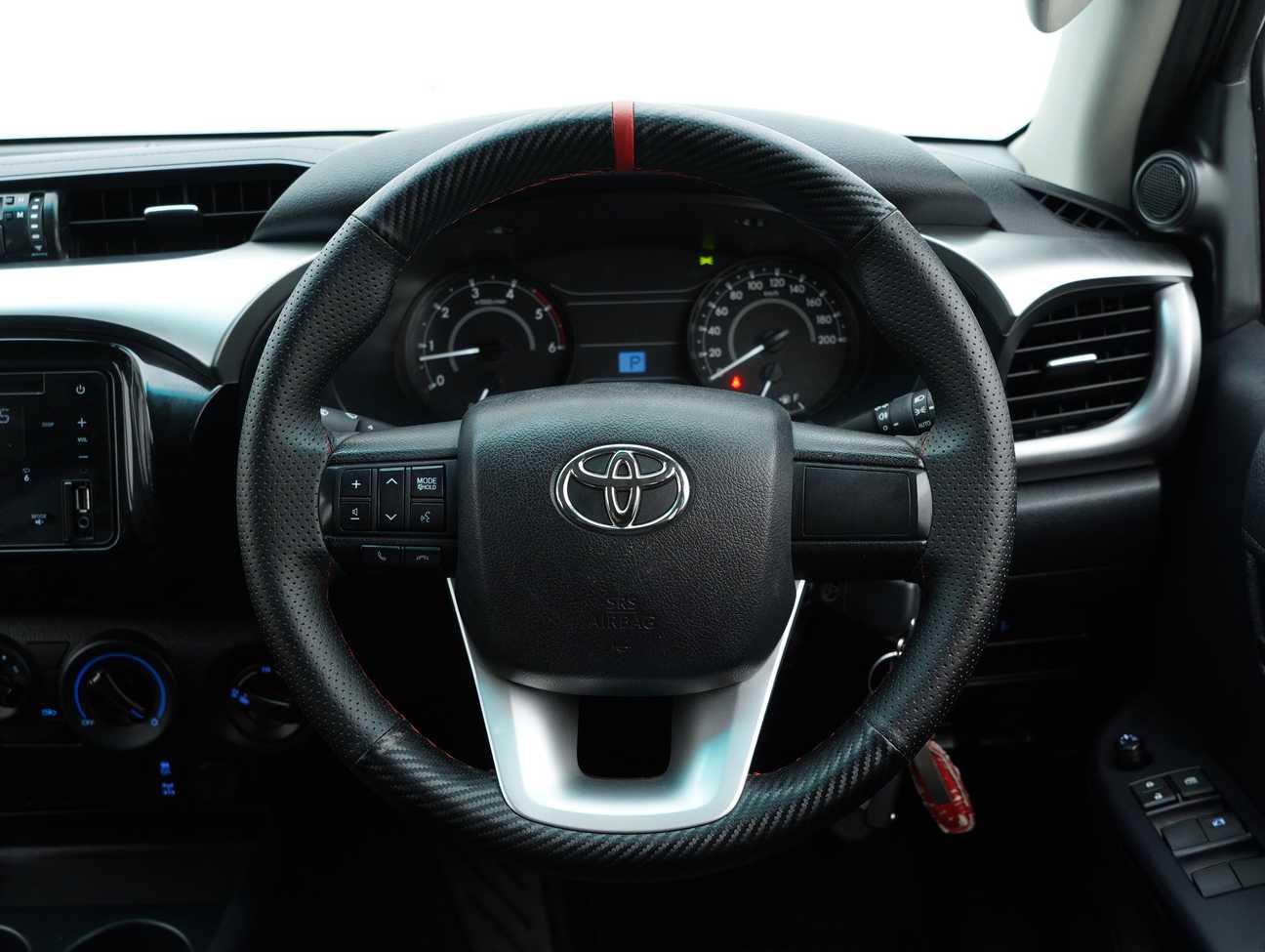 used 2023 Toyota Hilux E Dual Cab 2.4