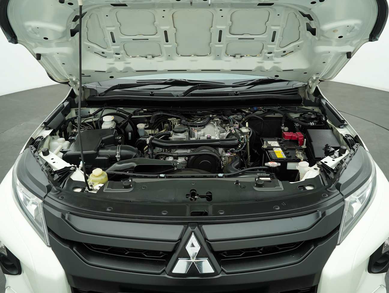 used 2022 Mitsubishi Triton Quest Dual Cab 4X2 2.5