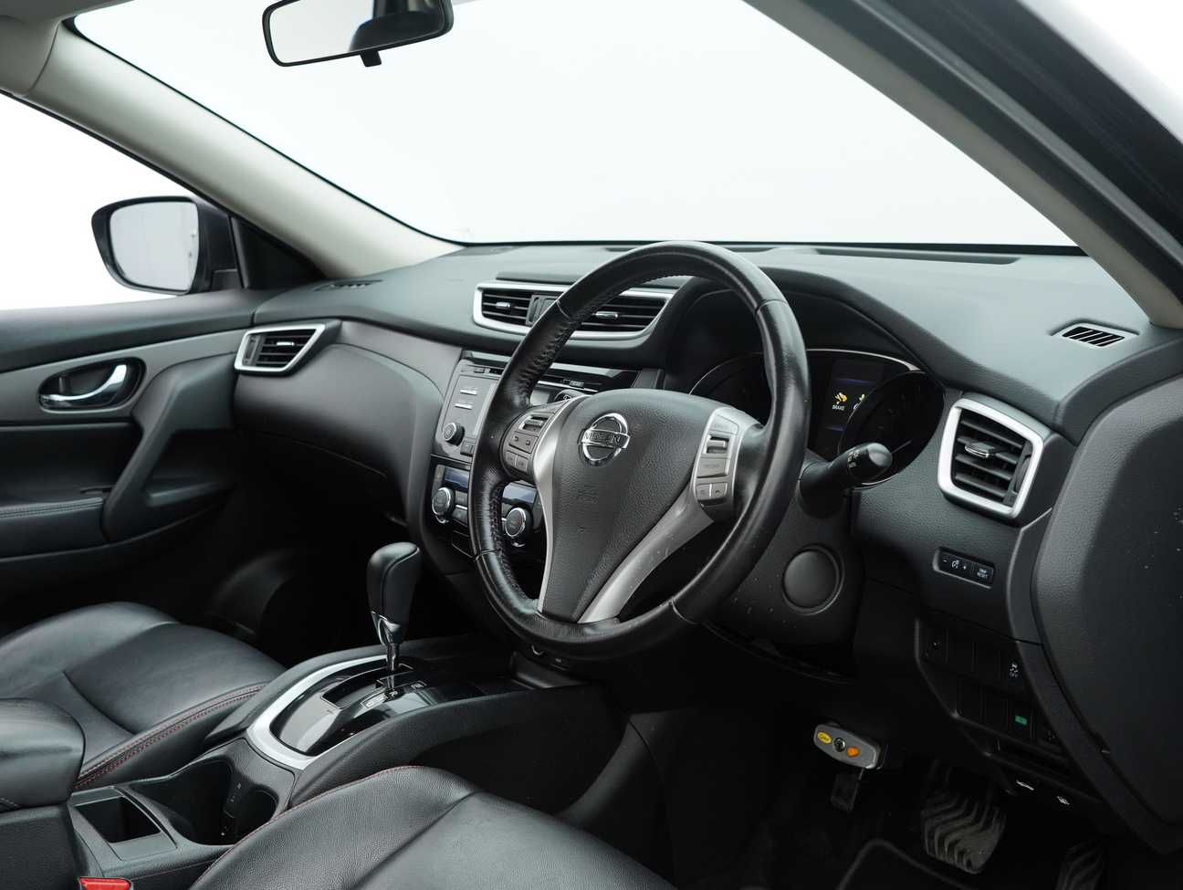 used 2015 Nissan X-Trail  2.0