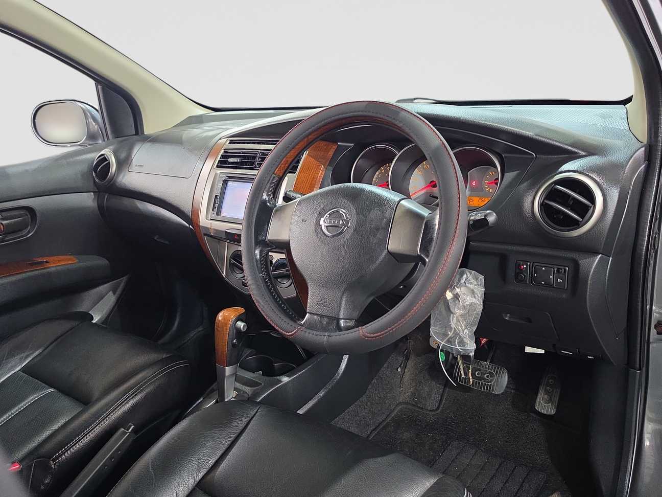 used 2012 Nissan Grand Livina Autech 1.8