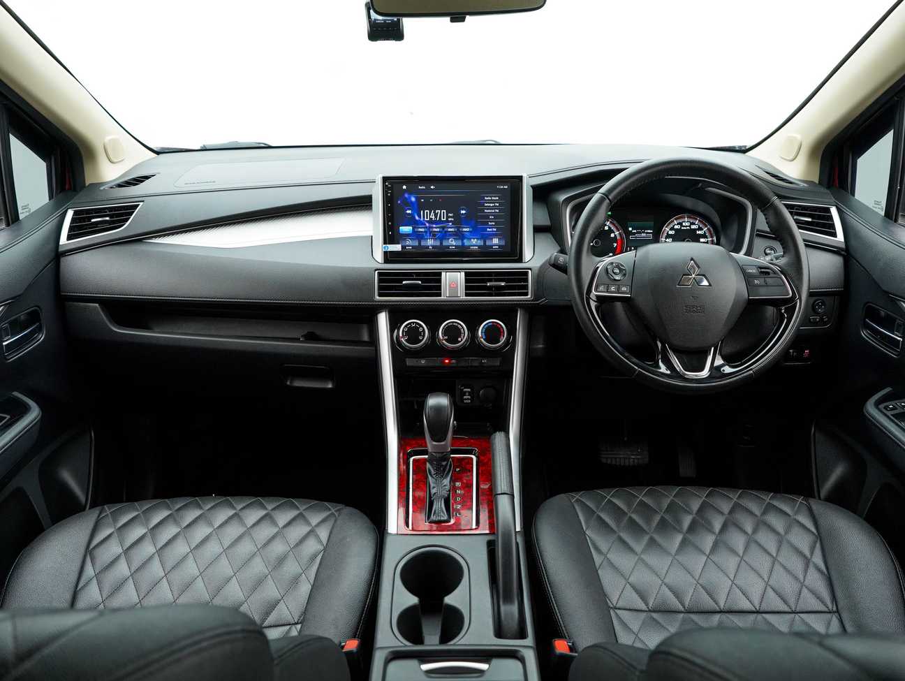used 2023 Mitsubishi Xpander  1.5