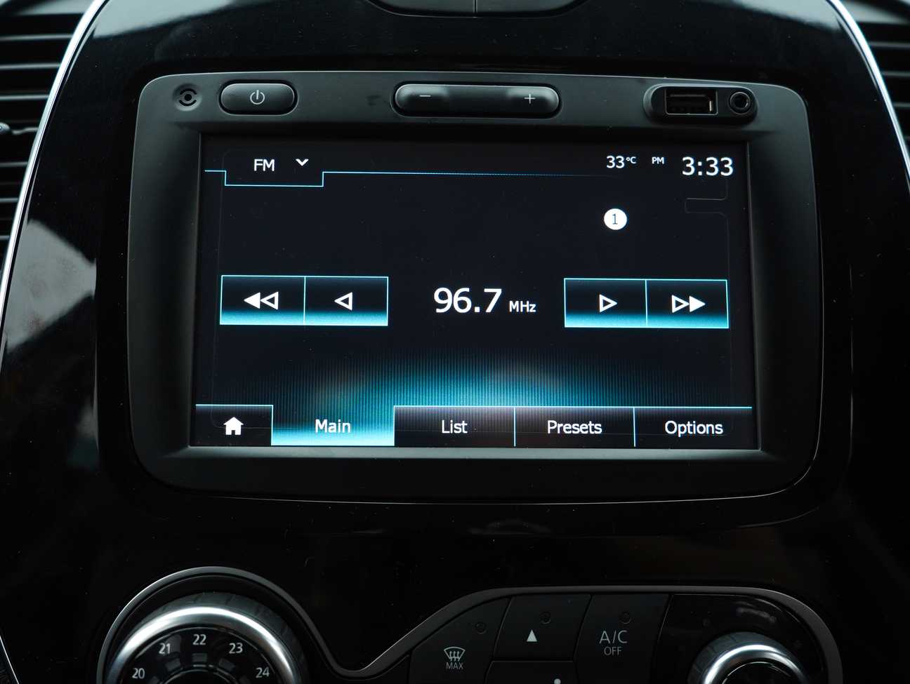 terpakai 2018 Renault Captur  1.2