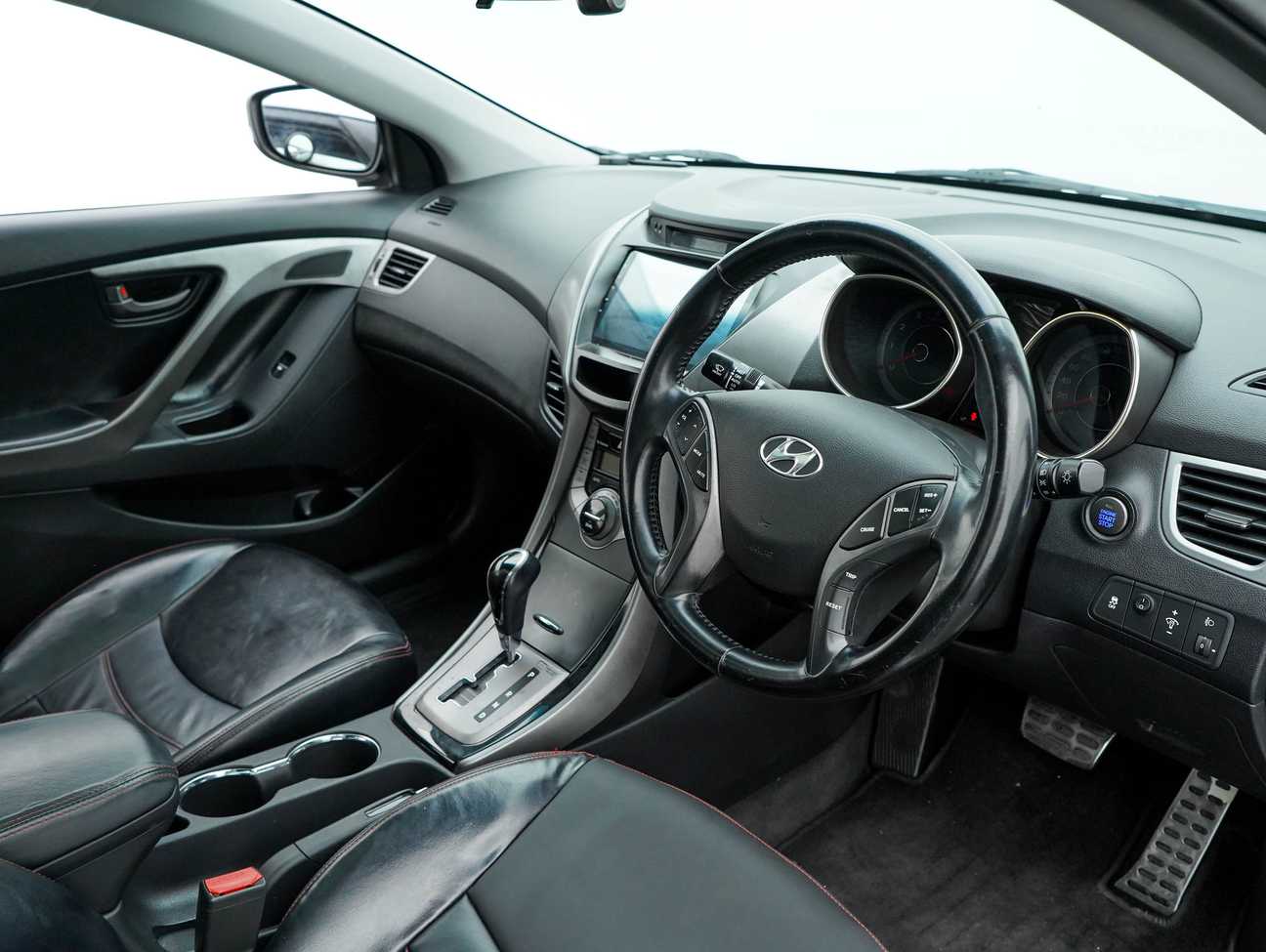 used 2013 Inokom Elantra Premium 1.8