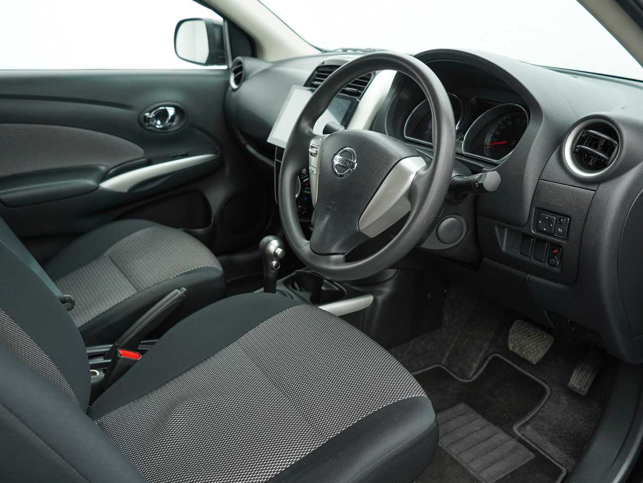 used 2018 Nissan ALMERA VL 1.5