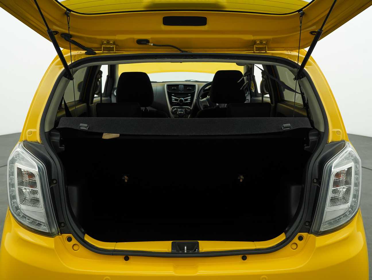 terpakai 2015 Perodua AXIA SE 1.0