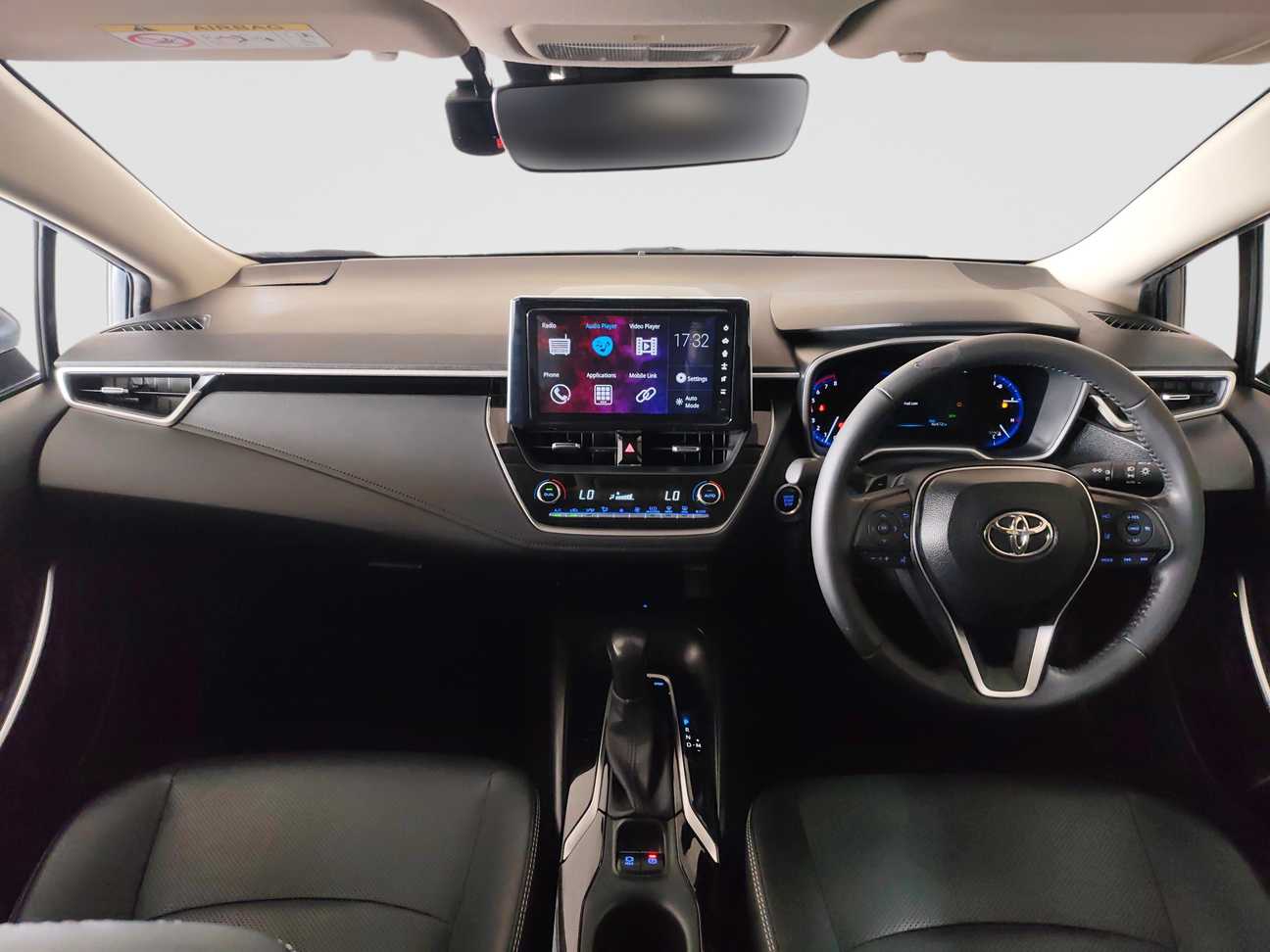 used 2022 Toyota Corolla Altis G 1.8