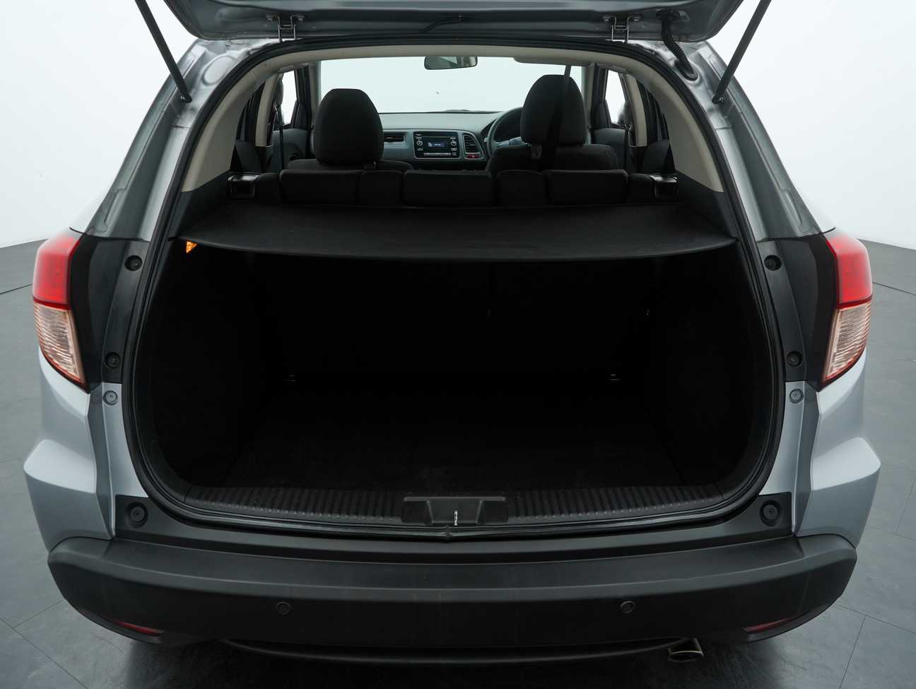 terpakai 2016 Honda HR-V S 1.8