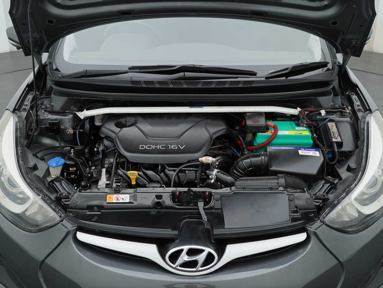 terpakai 2015 Hyundai Elantra  1.6