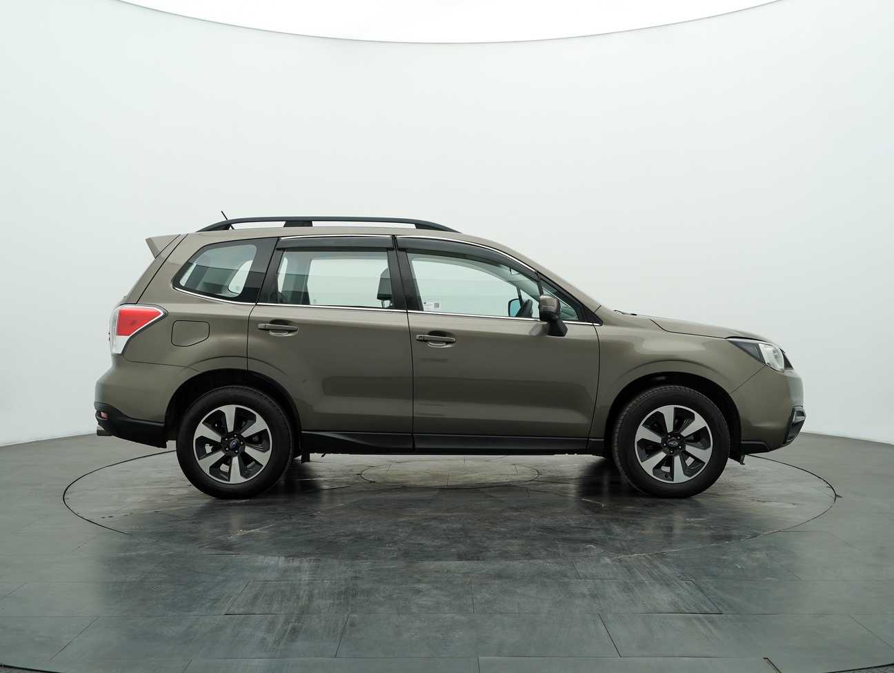 used 2016 Subaru Forester  2.0