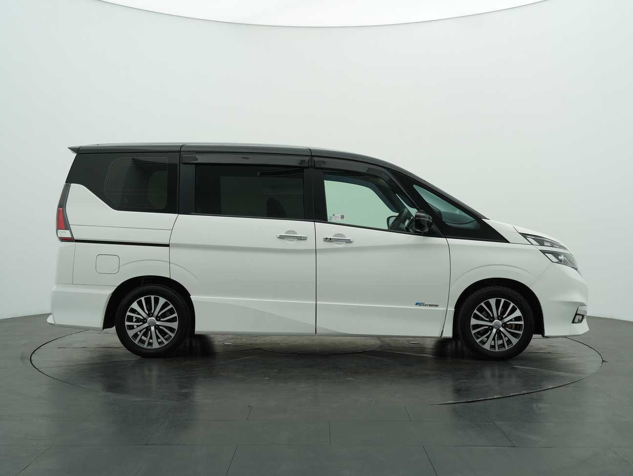terpakai 2020 Nissan Serena S-Hybrid High-Way Star Premium 2.0