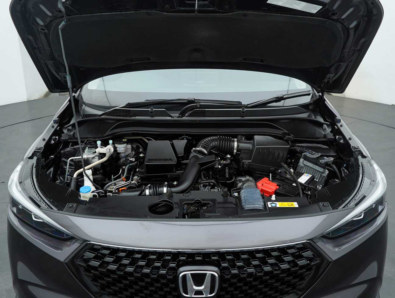 used 2024 Honda HR-V V 1.5