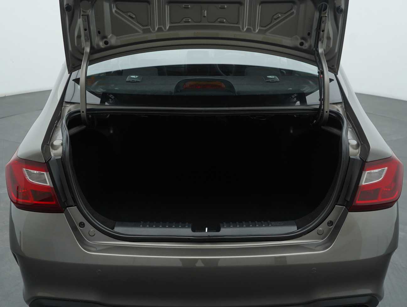 terpakai 2022 Proton Saga Standard 1.3