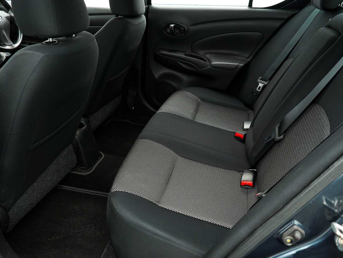 terpakai 2017 Nissan Almera E 1.5