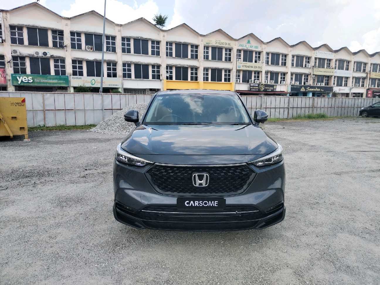 used 2025 Honda HR-V V 1.5