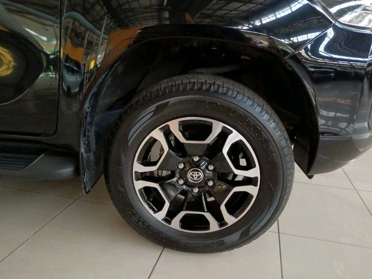 used 2023 Toyota Hilux V Dual Cab 2.4