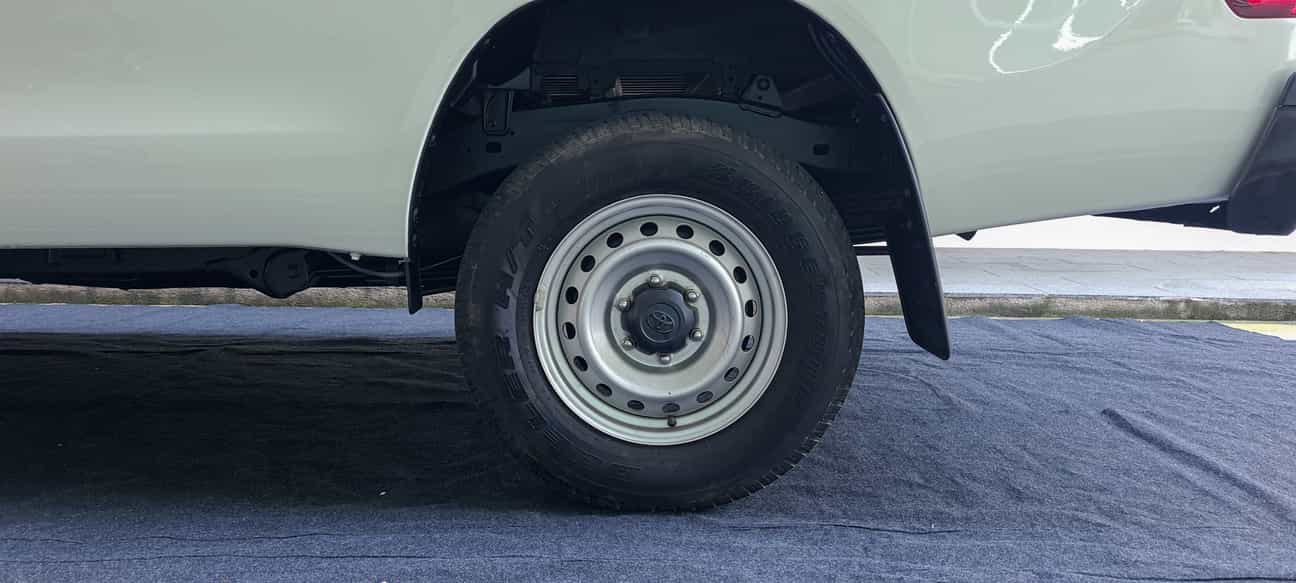 used 2019 Toyota HILUX SINGLE CAB 4X4 2.4