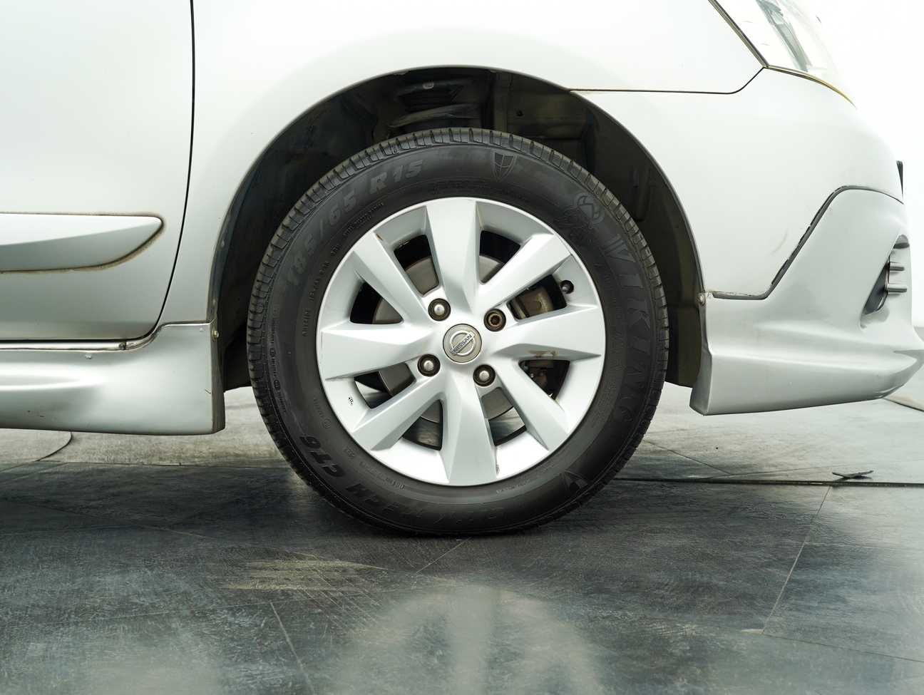 terpakai 2014 Nissan Grand Livina Comfort 1.6