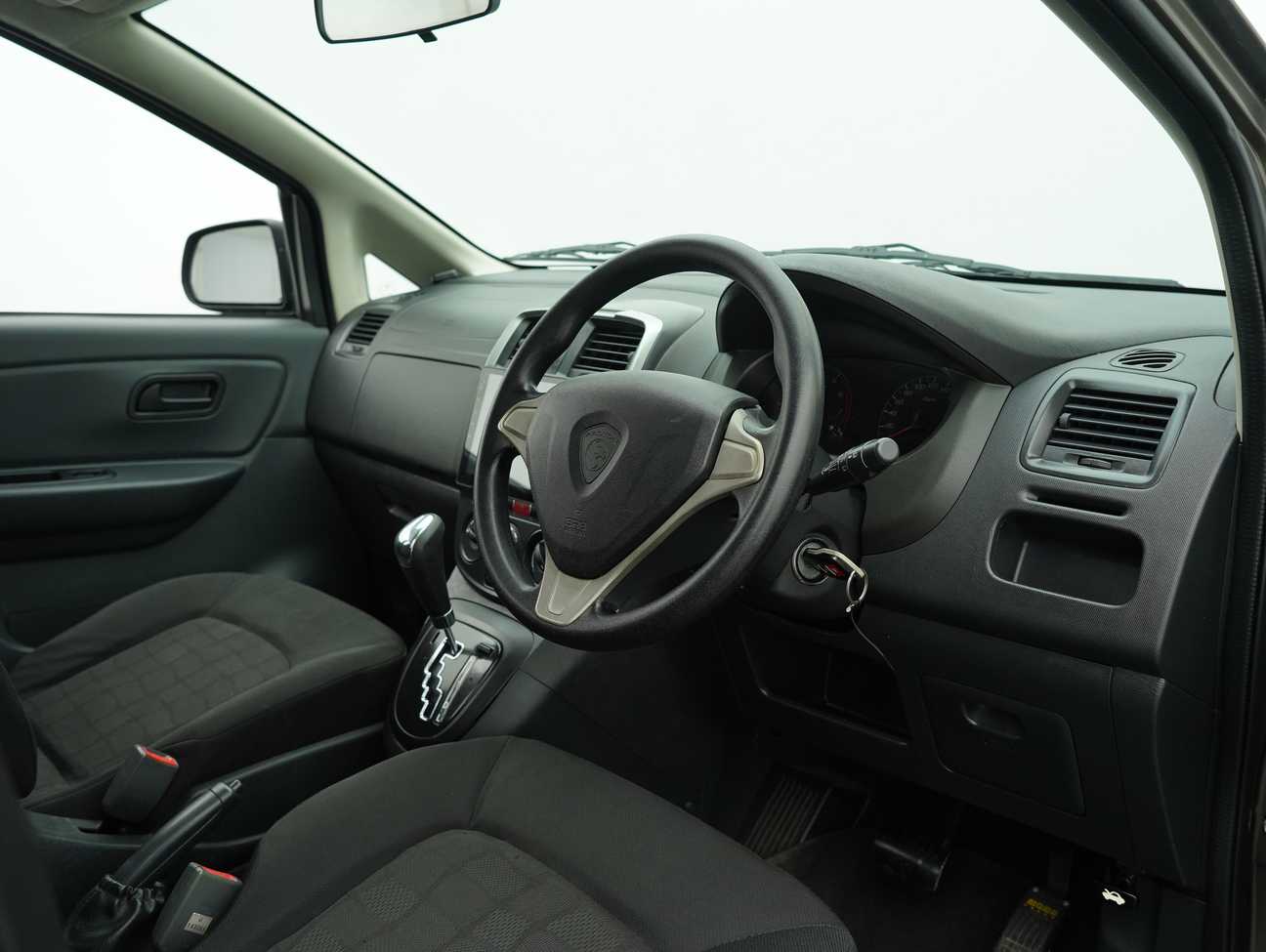 terpakai 2013 Proton Exora Bold CFE Standard 1.6