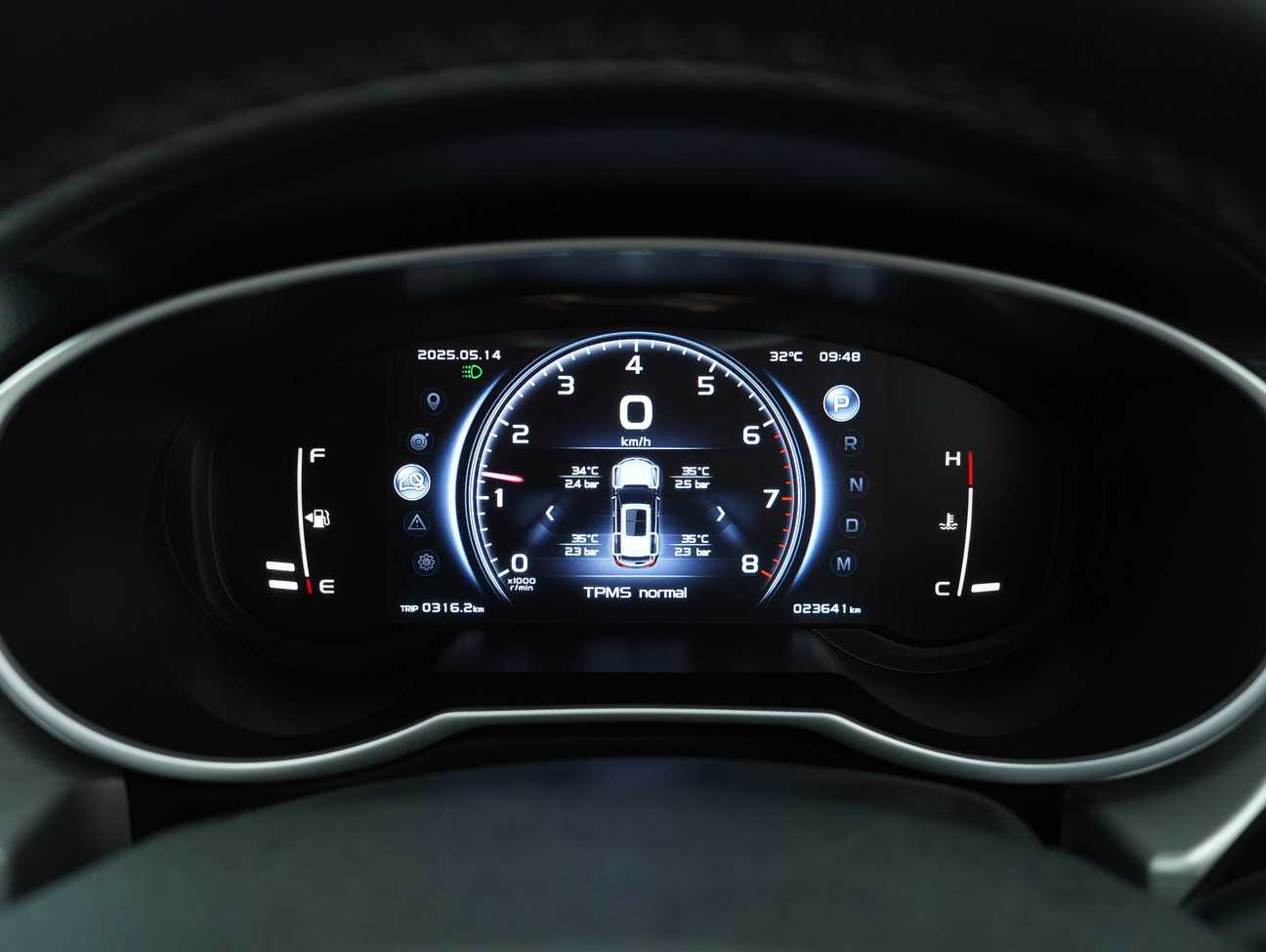 used 2022 Proton X70 Premium 1.5