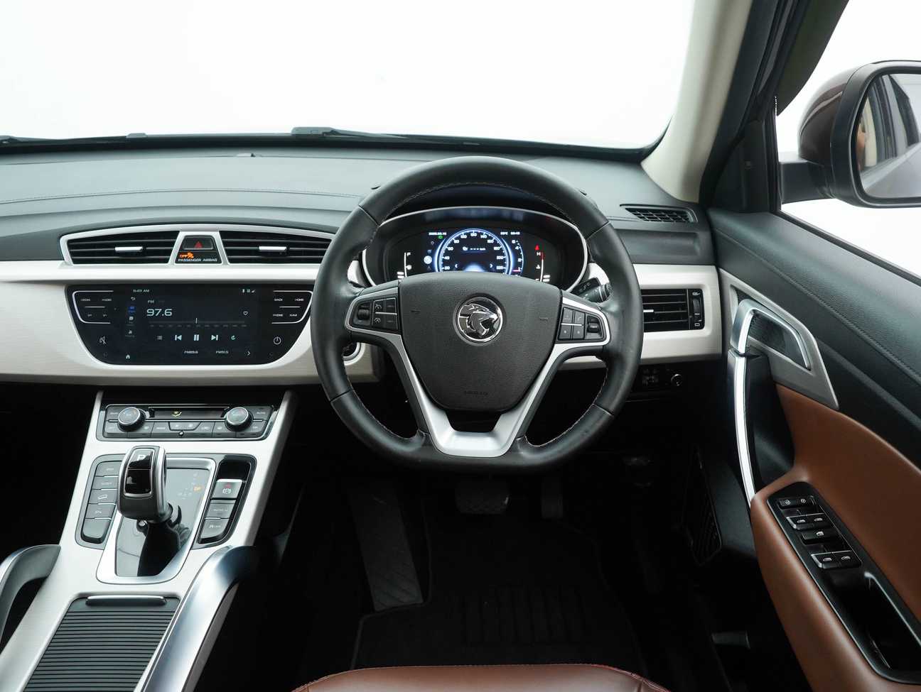 used 2021 Proton X70 Premium 1.8