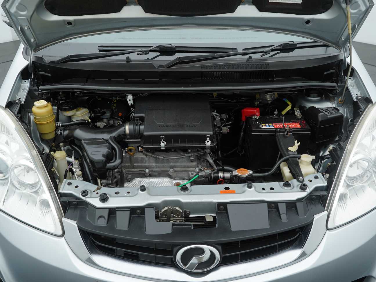 terpakai 2014 Perodua Alza Advance 1.5