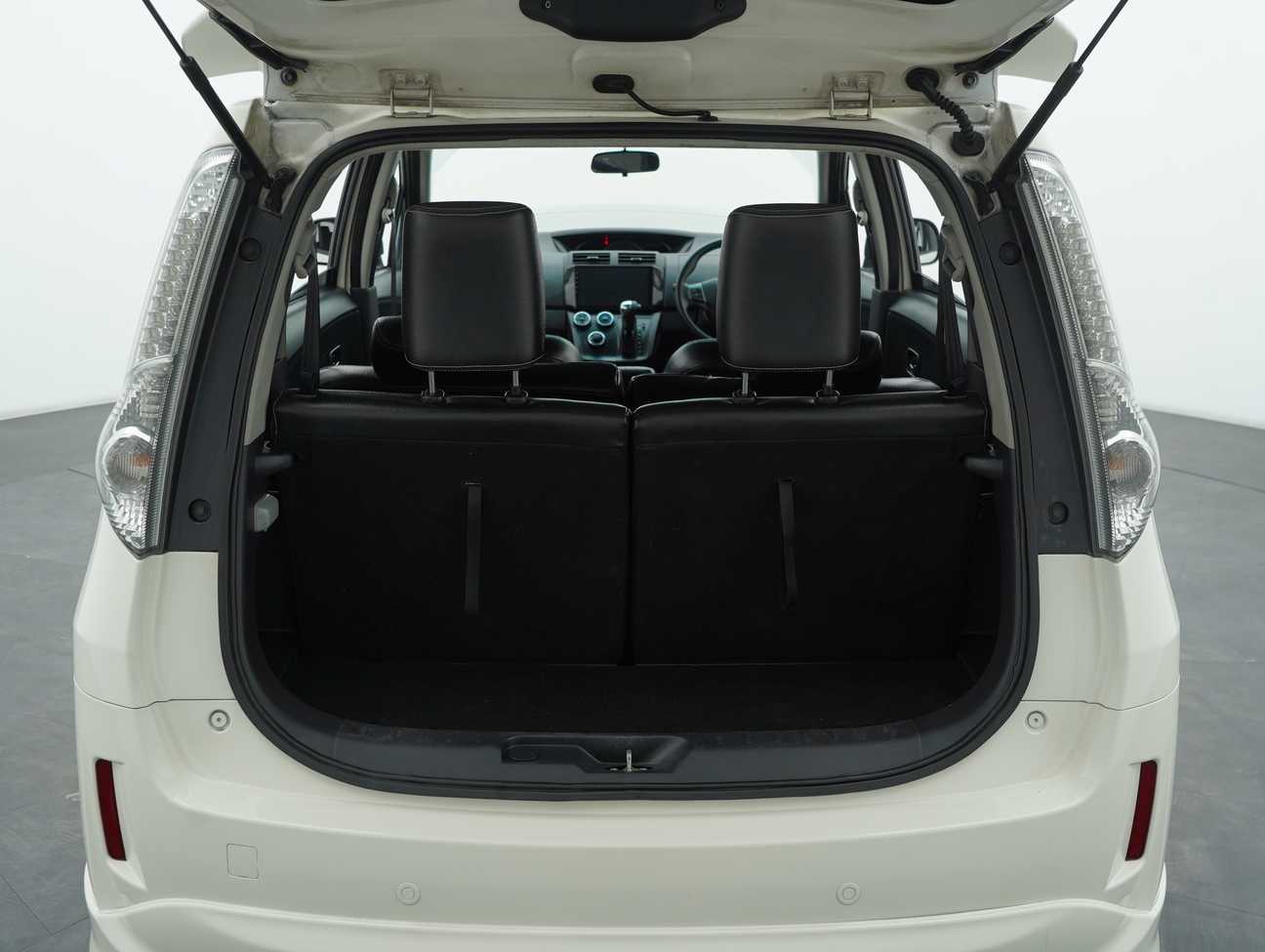 used 2015 Perodua Alza Advance 1.5