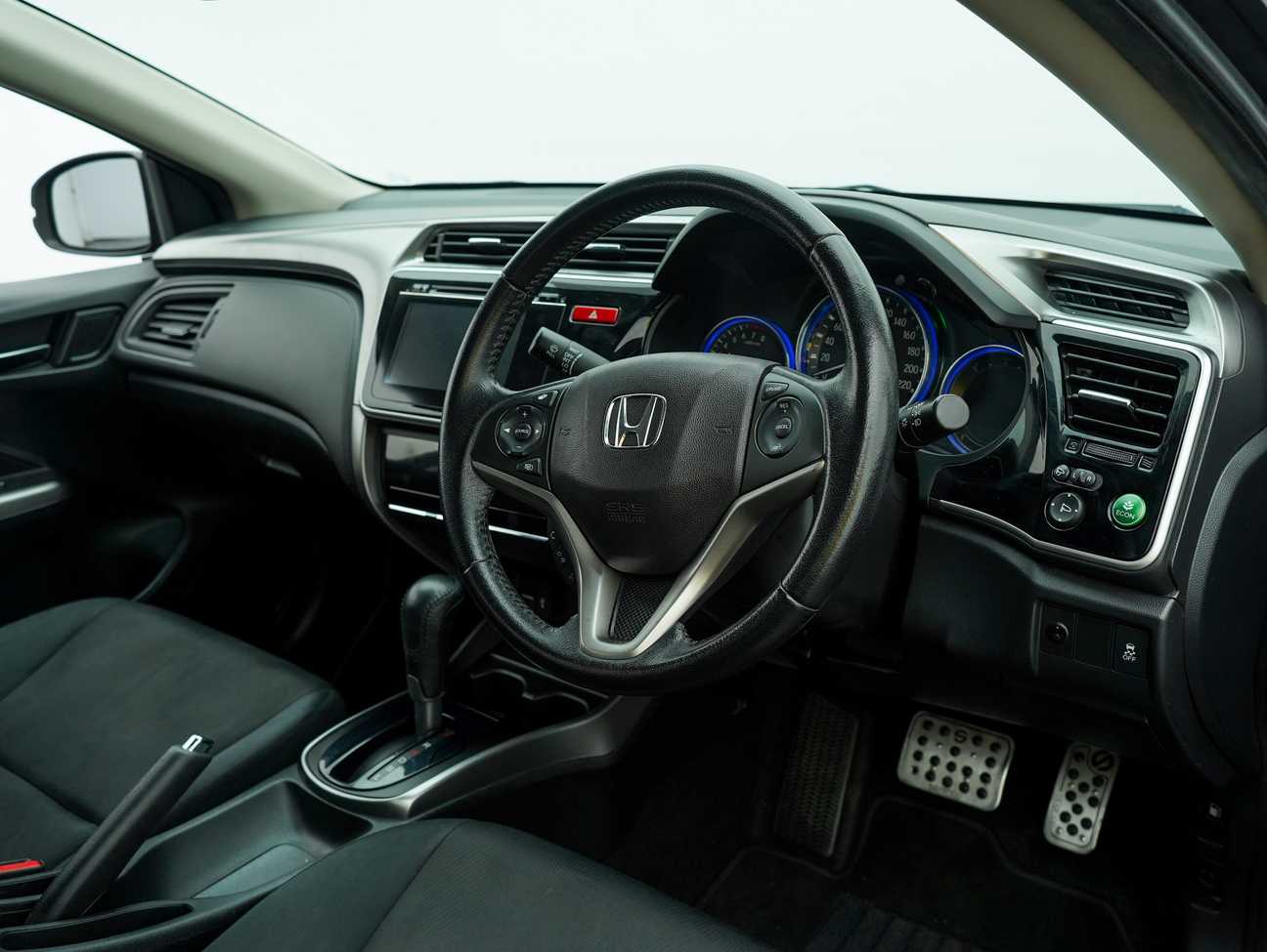 used 2017 Honda City V 1.5