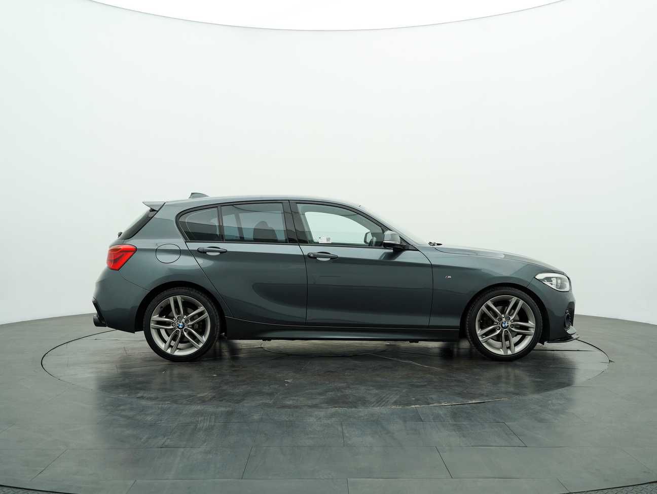 terpakai 2016 BMW 120i M Sport 1.6