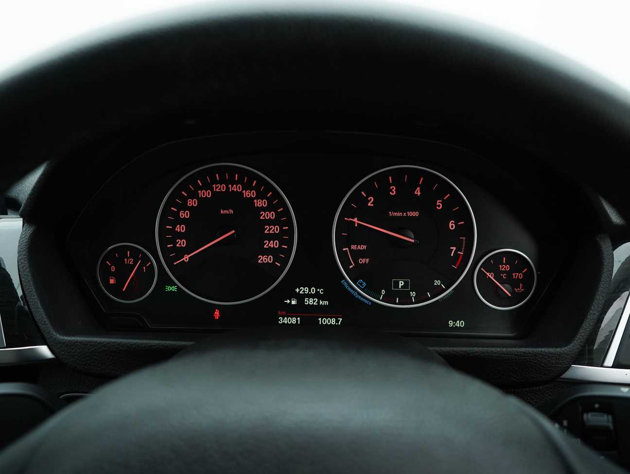 used 2019 BMW 318i Luxury 1.5