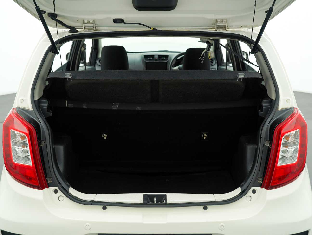 terpakai 2016 Perodua AXIA G 1.0