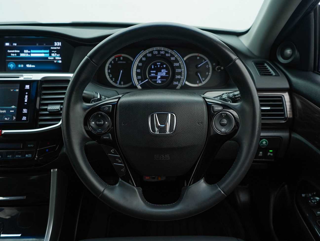 used 2017 Honda Accord VTi-L 2.4