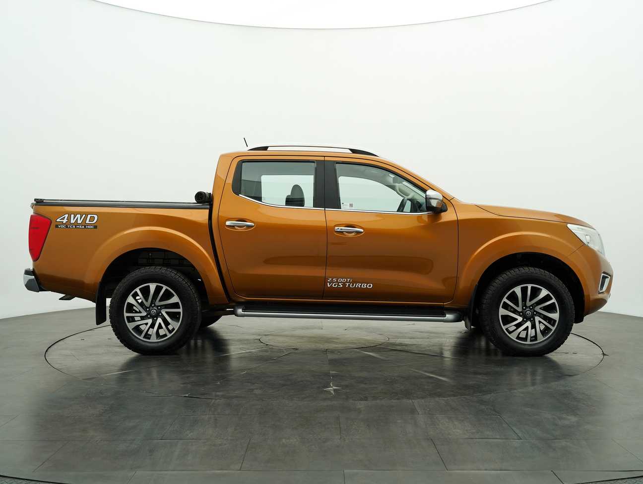 used 2019 Nissan Navara NP300 VL Dual Cab 2.5