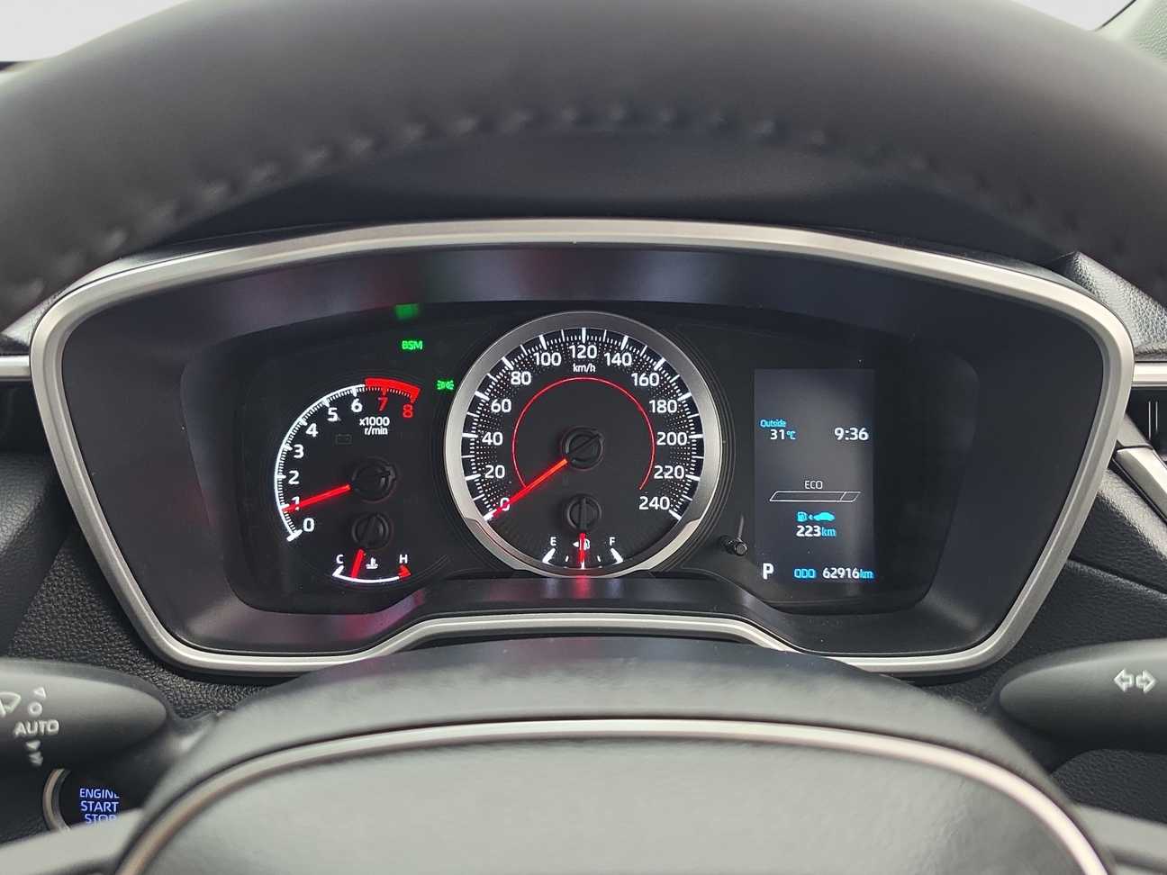 used 2022 Toyota Corolla Cross V 1.8