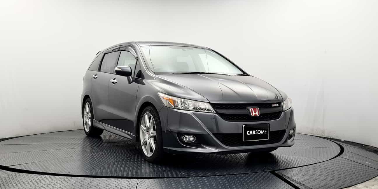 used 2013 Honda STREAM RSZ 1.8