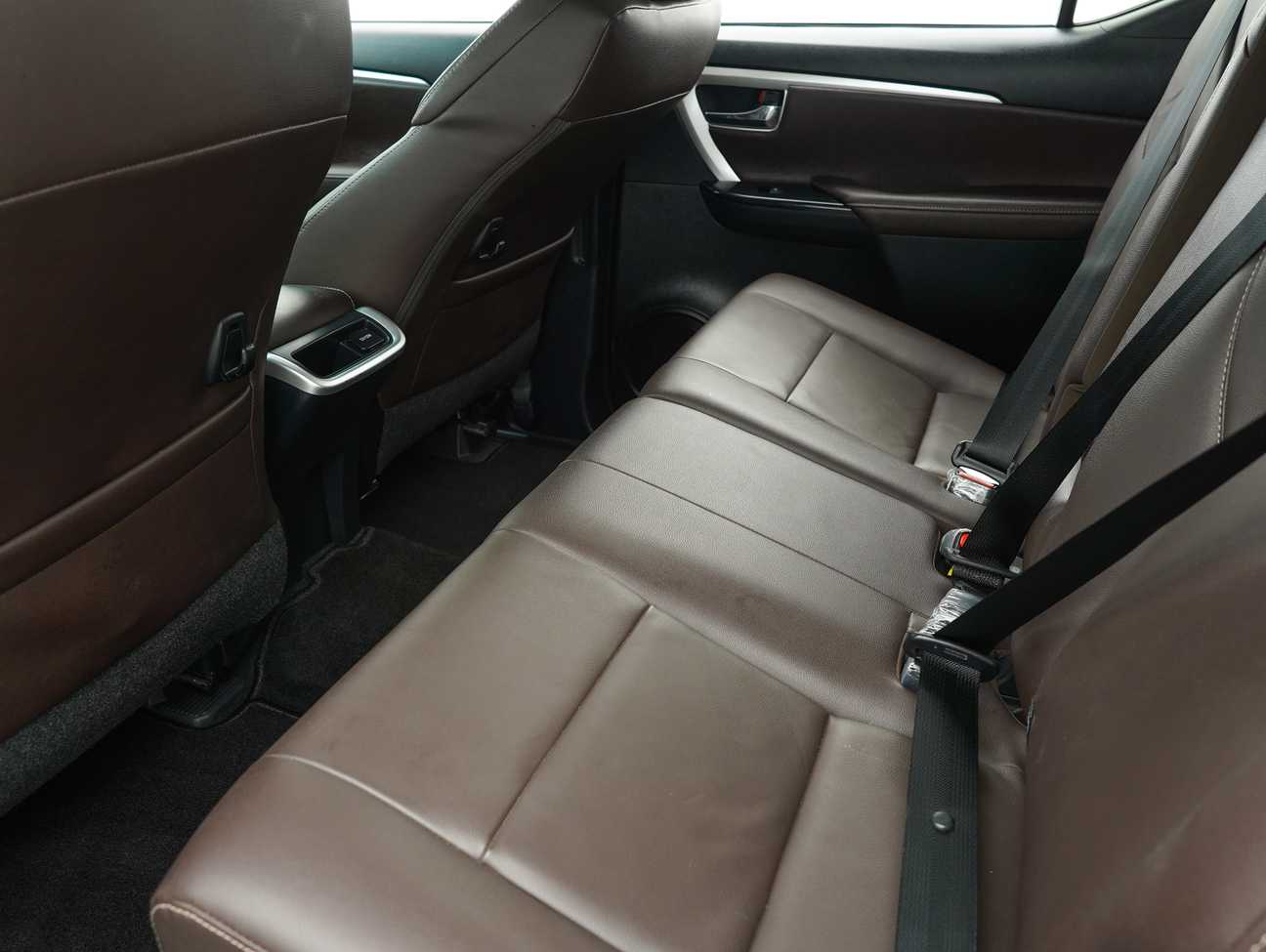 used 2019 Toyota FORTUNER 4X4 2.4