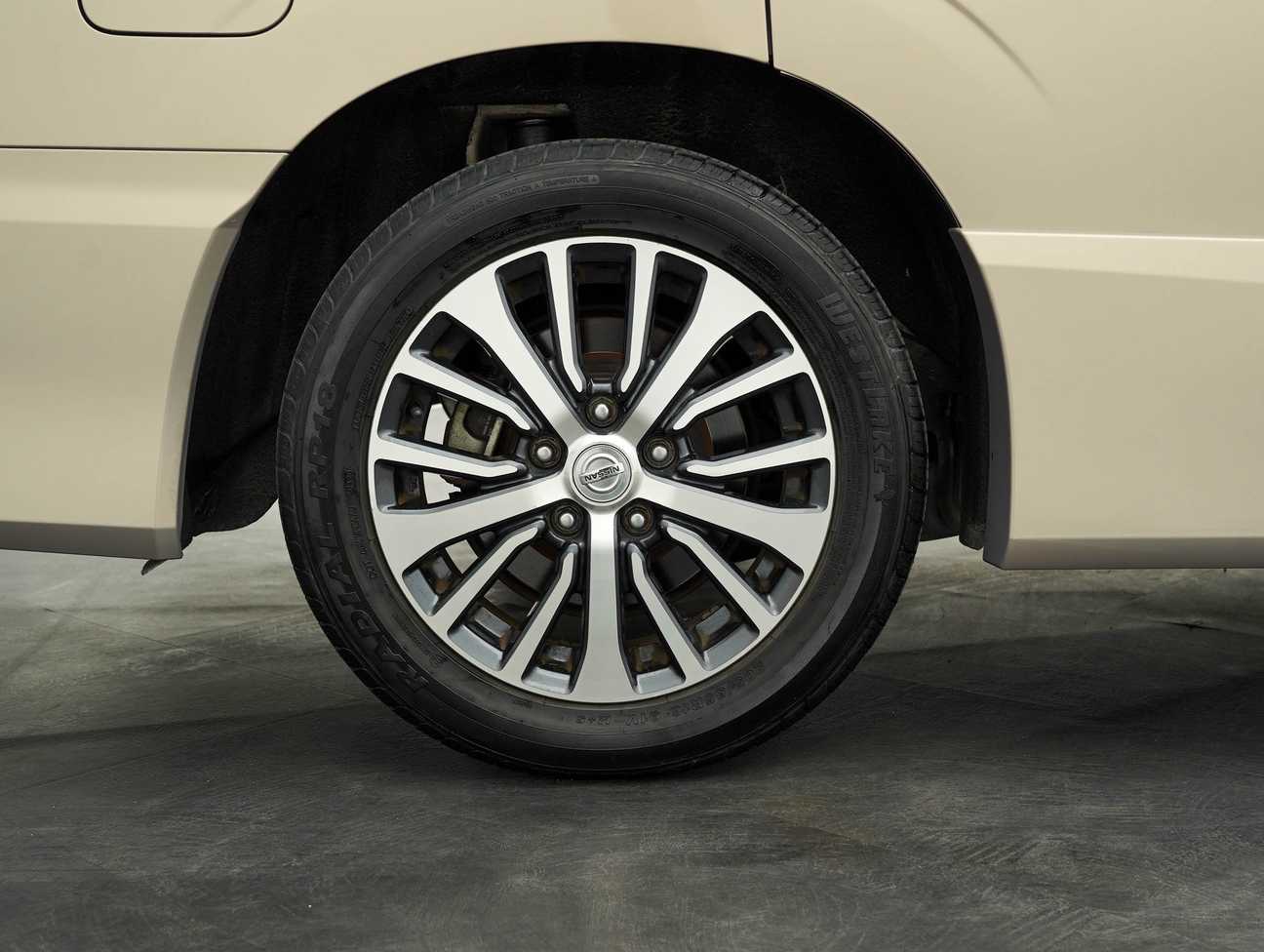 used 2018 Nissan SERENA S-HYBRID HIGH-WAY STAR 2.0