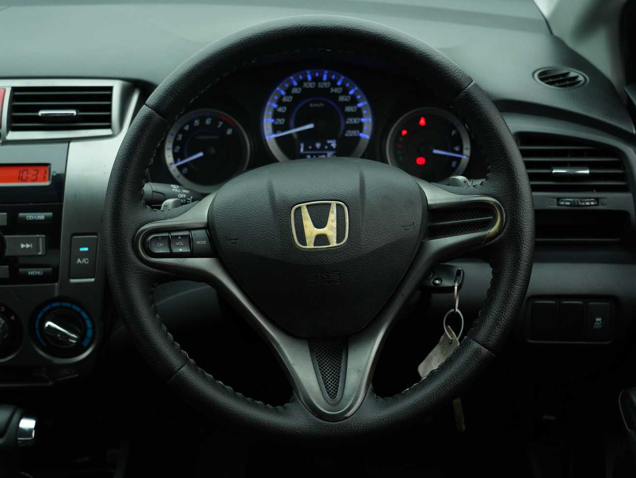 used 2013 Honda City E 1.5