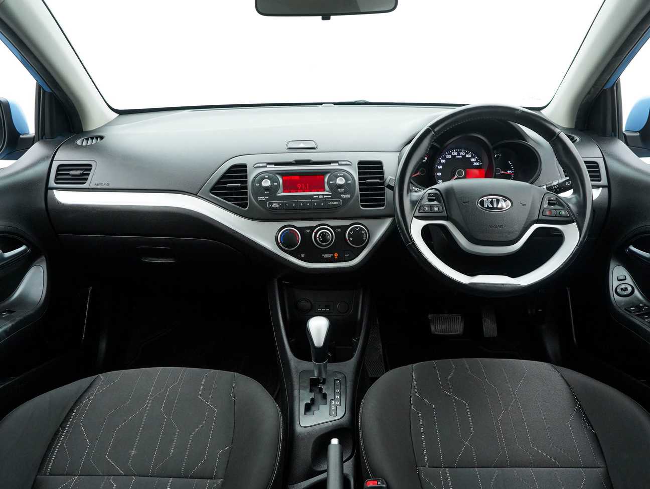 terpakai 2014 Kia Picanto  1.2