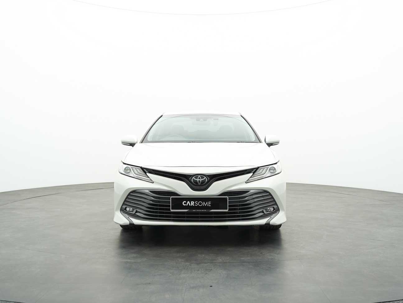 terpakai 2019 Toyota Camry V 2.5