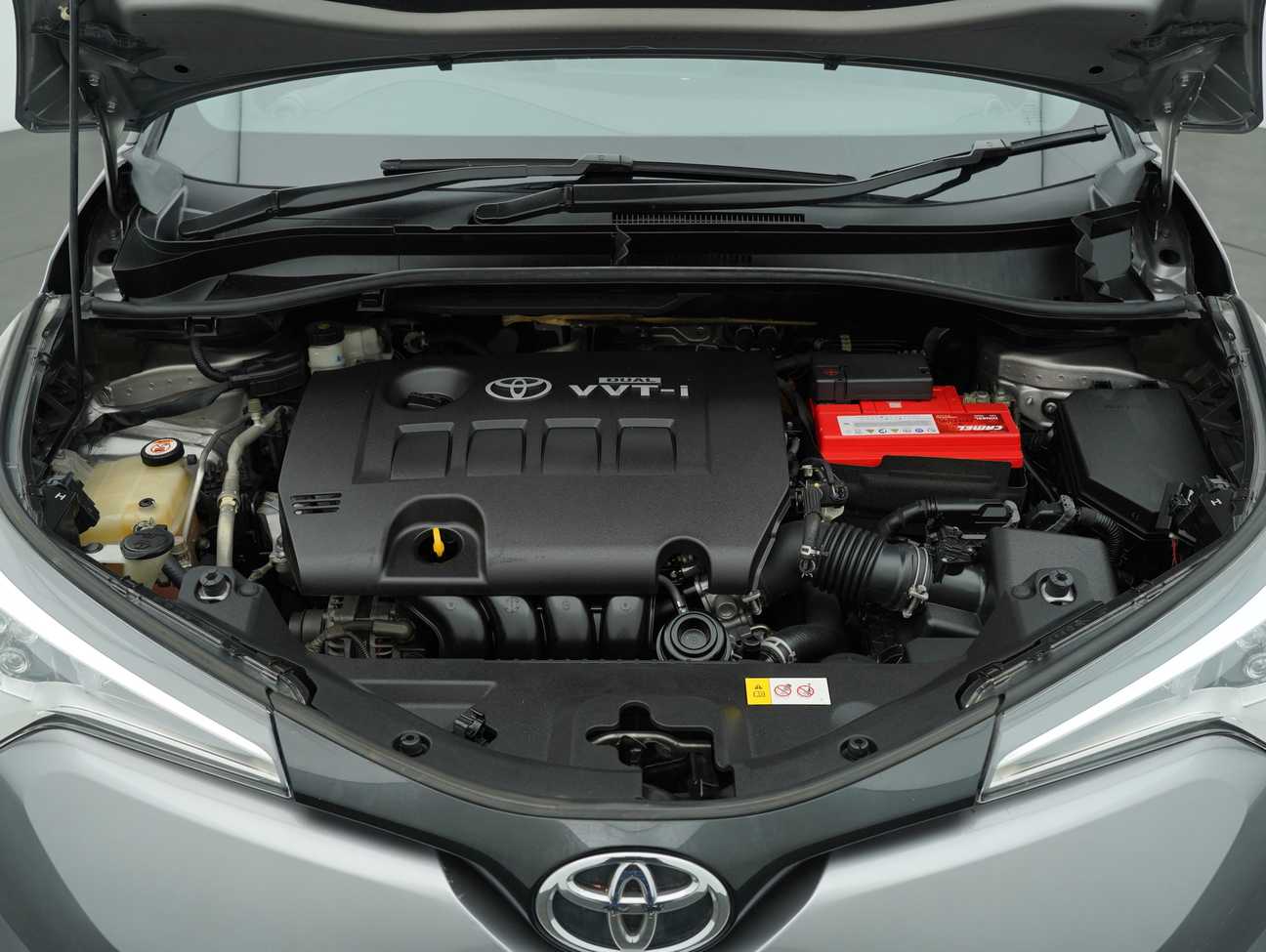 used 2018 Toyota C-HR  1.8