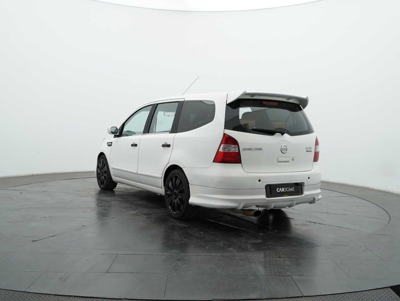 used 2011 Nissan Grand Livina Comfort 1.8