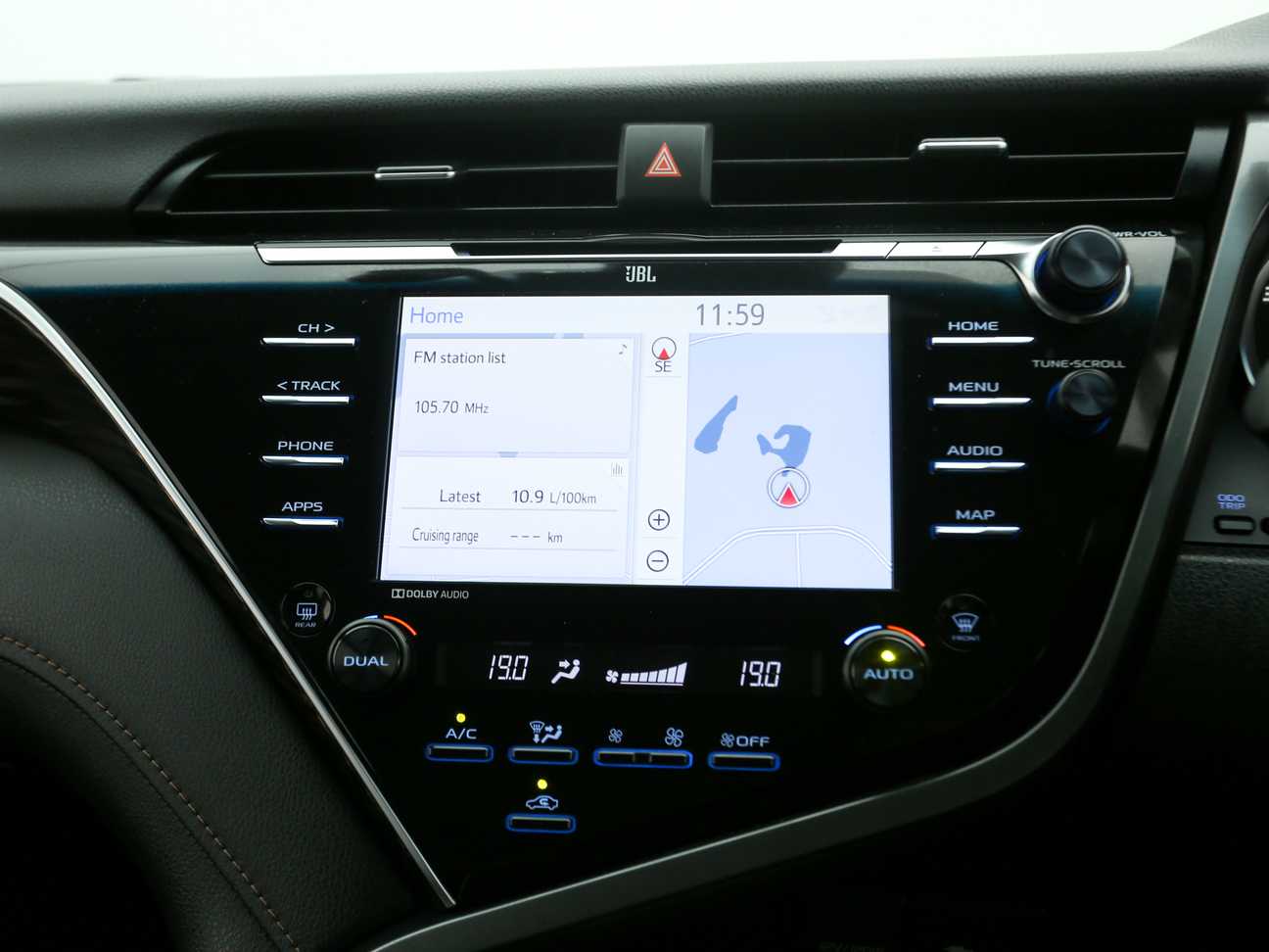 used 2019 Toyota Camry V 2.5