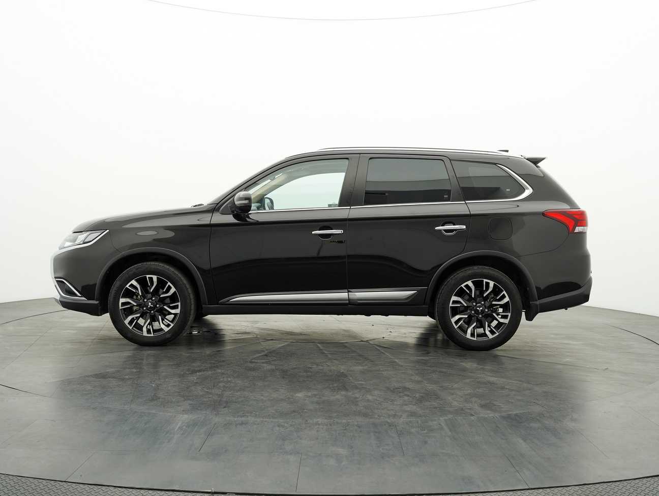 used 2020 Mitsubishi Outlander  2.4