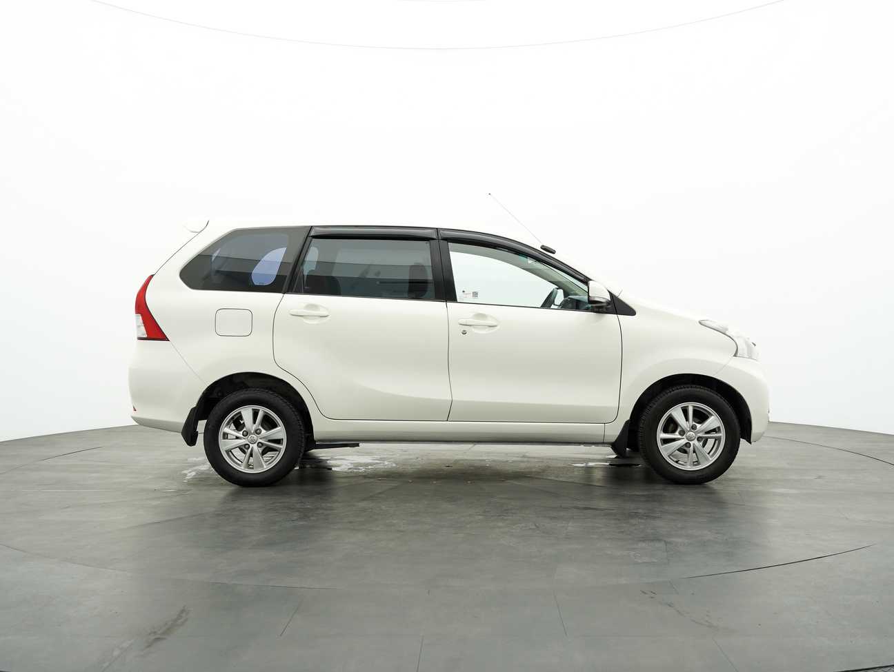 terpakai 2015 Toyota Avanza G 1.5