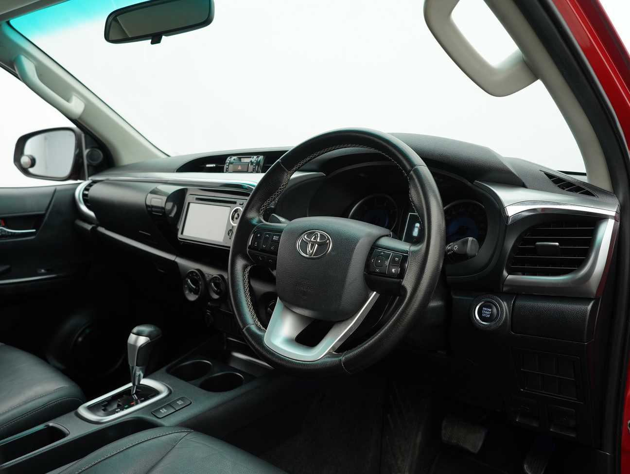 terpakai 2016 Toyota Hilux G Dual Cab 2.8