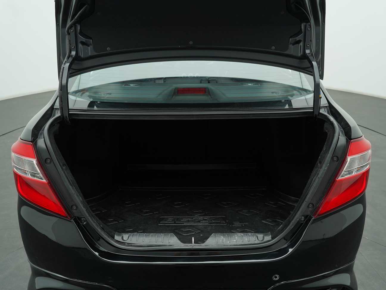 used 2018 Perodua Bezza Advance 1.3