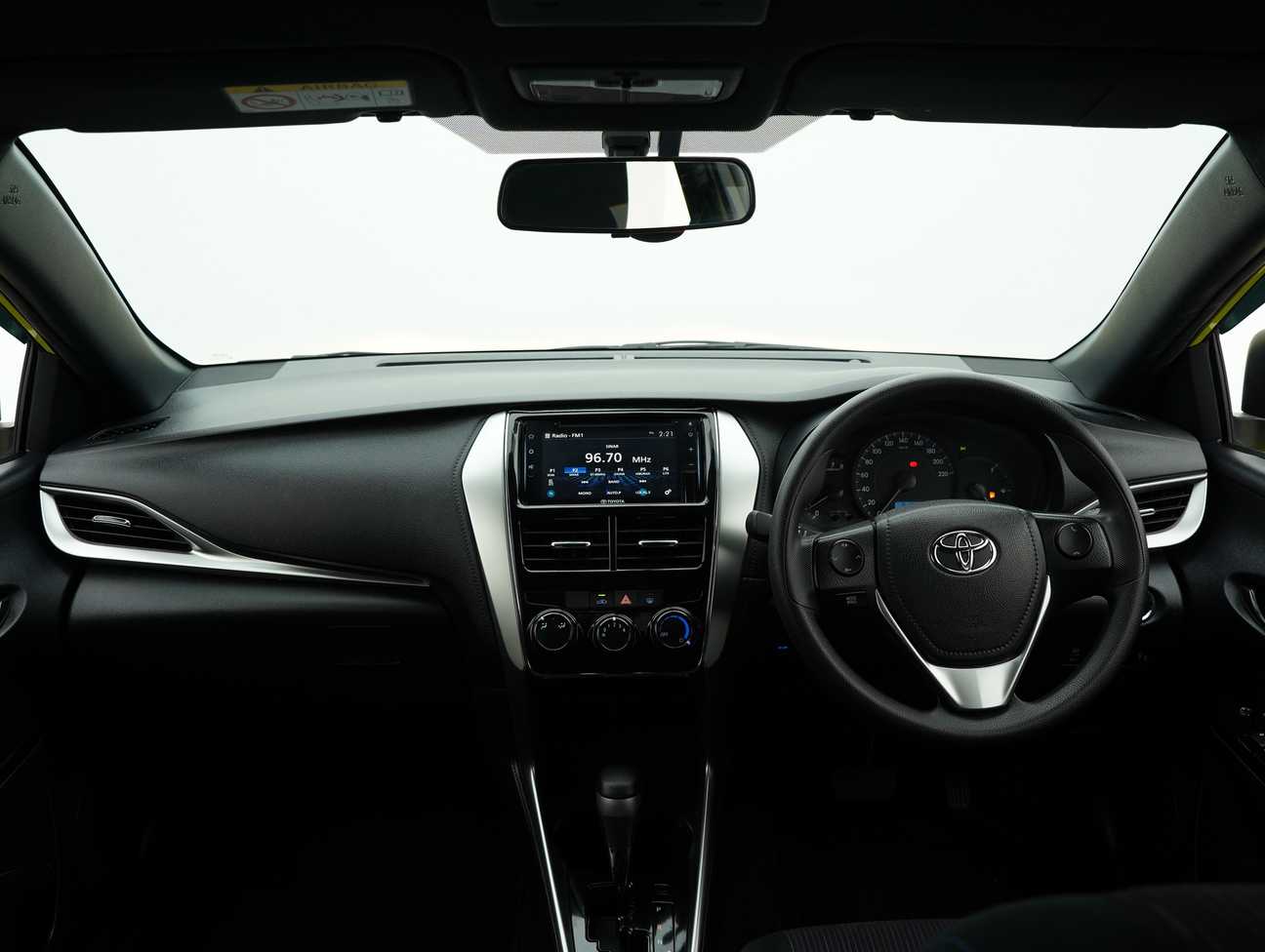 used 2019 Toyota YARIS E 1.5