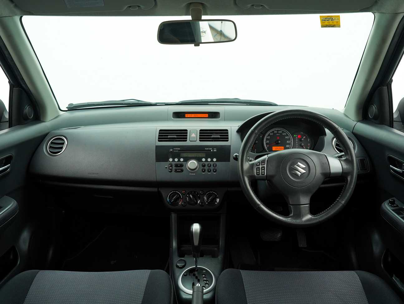 terpakai 2010 Suzuki Swift  1.5