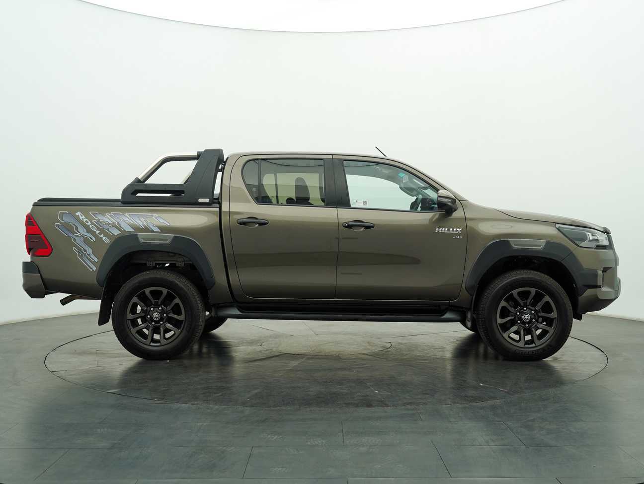 terpakai 2020 Toyota Hilux Rogue Dual Cab 2.8